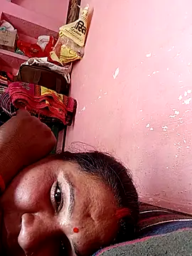 Snapshot of Aadhya_Bahri chatting on 03-02-25, 05:36 Aadhya Bahri online show from 03-02-25, 05:36
