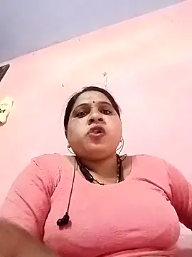 Snapshot of Aadhya_Bahri chatting on 03-04-25, 11:08 Aadhya Bahri online show from 03-04-25, 11:08