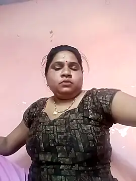 Snapshot of Aadhya_Bahri chatting on 03-12-25, 12:15 Aadhya Bahri online show from 03-12-25, 12:15