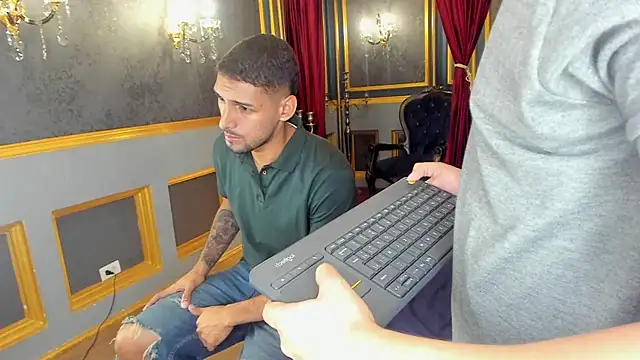 MarcoVitto online show from 12-14-25, 11:37