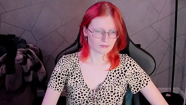 ElizabethHarpper online show from 02-02-26, 09:41