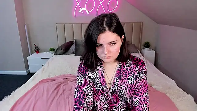CharlotteMitchell online show from 12-30-24, 01:04
