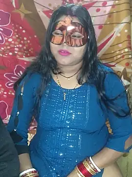 Hot muskaan online show from 01-04-25, 08:49