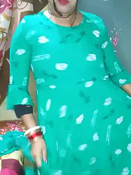 Hot muskaan online show from 01-08-25, 12:26