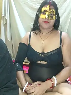Hot muskaan online show from 02-01-25, 05:39