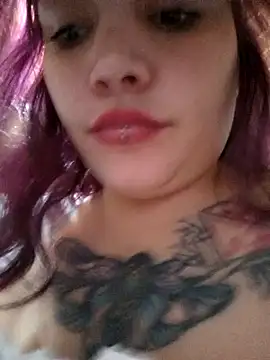 Miss Amelie online show from 01-19-25, 02:38