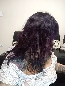 Miss Amelie online show from 02-27-25, 04:09