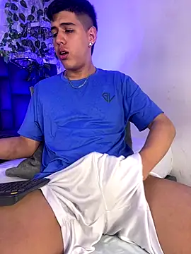 Angel Khouri online show from 10-08-25, 03:37