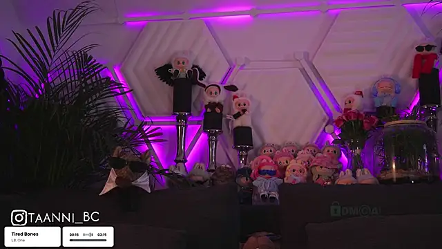 Snapshot of taanni_bc chatting on 10-21-25, 11:16 taanni bc online show from 10-21-25, 11:16