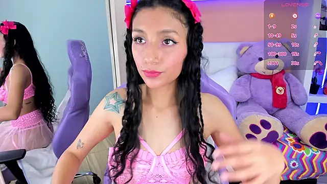 miss   evangeline online show from 02-07-25, 02:40