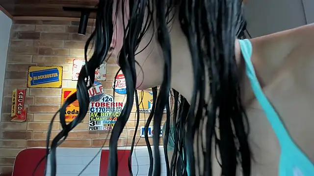 miss   evangeline online show from 10-10-25, 02:32