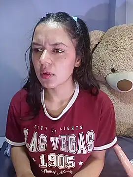 Danni shy online show from 01-24-25, 04:17