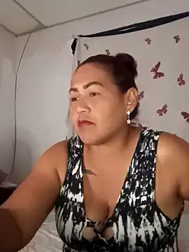 Snapshot of Abigail_BigTits chatting on 01-22-25, 02:48 Abigail BigTits online show from 01-22-25, 02:48