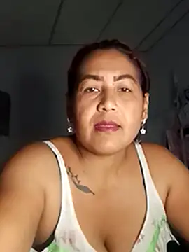 Snapshot of Abigail_BigTits chatting on 01-31-25, 05:53 Abigail BigTits online show from 01-31-25, 05:53