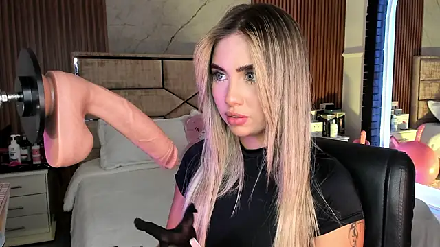 EmiilyHendriixx online show from 09-20-25, 08:21