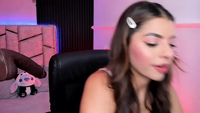 daniiphoeniixx online show from 10-24-25, 07:32