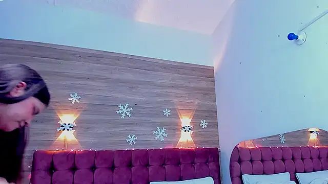 Annie kurt  online show from 12-28-24, 10:36