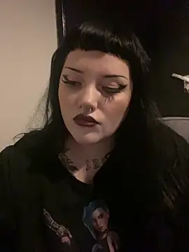 Gothicsiren online show from 01-04-25, 10:24