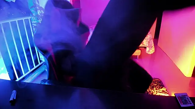 Snapshot of Adam_Valenciia chatting on 10-09-25, 04:32 Adam Valenciia online show from 10-09-25, 04:32