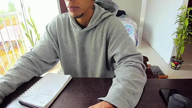 Snapshot of Adam_Valenciia chatting on 10-16-25, 04:19 Adam Valenciia online show from 10-16-25, 04:19