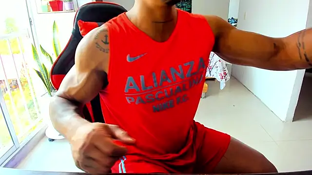 Snapshot of Adam_Valenciia chatting on 11-04-25, 03:55 Adam Valenciia online show from 11-04-25, 03:55