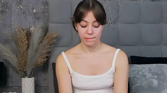 TheEmma online show from 01-23-25, 05:31