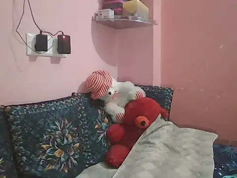 Hot-shanvi online show from 10-08-25, 12:30