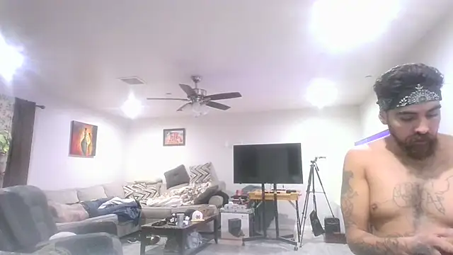 Cupcakesnbooboo online show from 01-06-25, 05:08