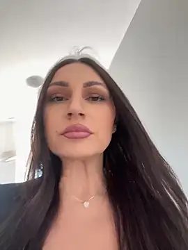 Snapshot of claraxjoyy chatting on 01-02-25, 10:37 claraxjoyy online show from 01-02-25, 10:37