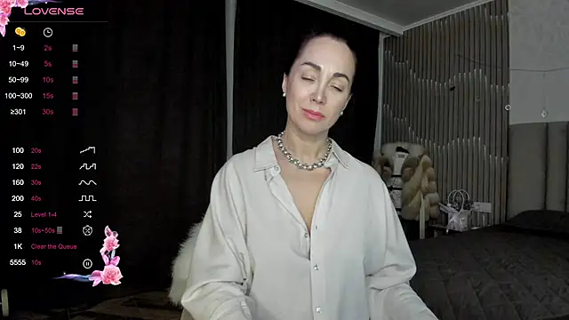 Monica Weiss online show from 03-01-26, 03:25