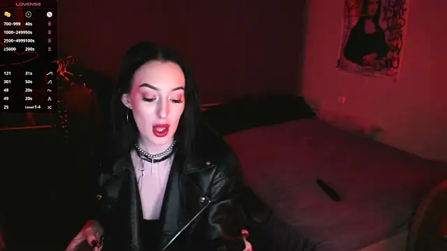 Snapshot of Miss_Alice__ chatting on 02-01-25, 01:44 Miss Alice online show from 02-01-25, 01:44