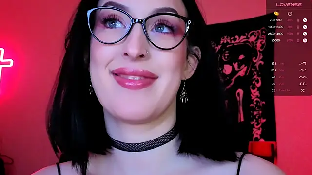 Miss Alice   online show from 10-18-25, 12:35