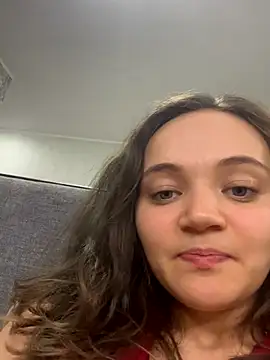 Snapshot of TheYourL chatting on 10-12-25, 09:36 TheYourL online show from 10-12-25, 09:36