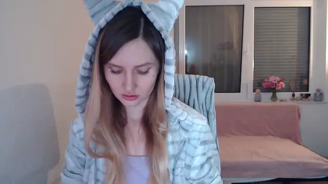 florianikaa online show from 01-28-25, 11:28