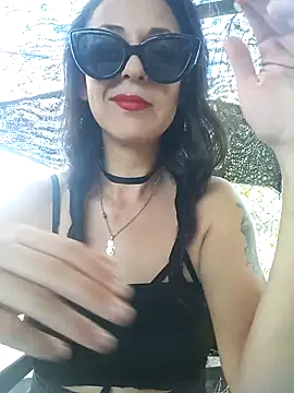 Snapshot of alice_angelfetish chatting on 11-15-25, 05:20 alice angelfetish online show from 11-15-25, 05:20