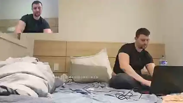 NaughtyTogether2006 online show from 12-31-24, 04:38