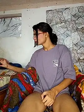 Snapshot of Enna_Zarza_ chatting on 09-15-25, 06:02 Enna Zarza online show from 09-15-25, 06:02