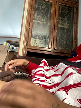 ivogih online show from 12-21-25, 07:43