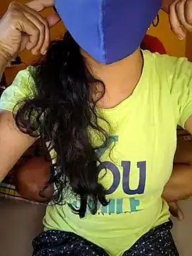 lovelygirl4567 online show from 02-04-25, 04:15