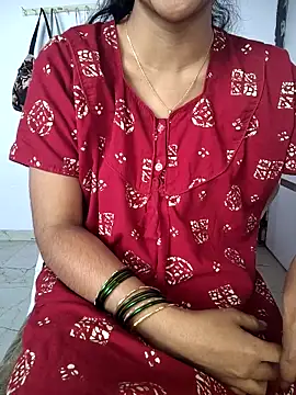 lovelygirl4567 online show from 12-21-25, 06:20