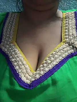 Snapshot of Lovely-Shivani chatting on 02-16-26, 05:42 Lovely-Shivani online show from 02-16-26, 05:42