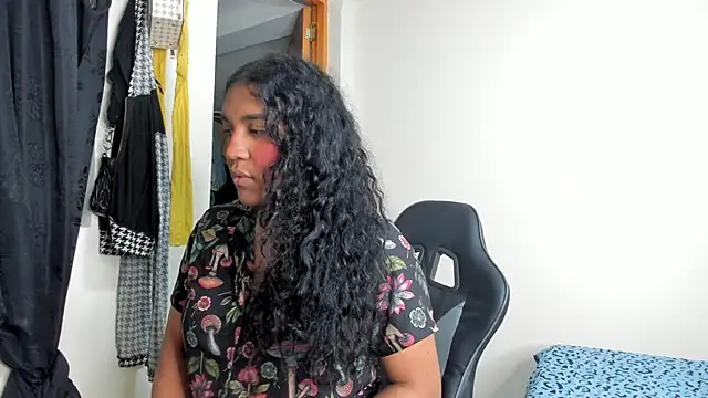 Snapshot of madisonbrunette chatting on 01-05-25, 03:43 madisonbrunette online show from 01-05-25, 03:43