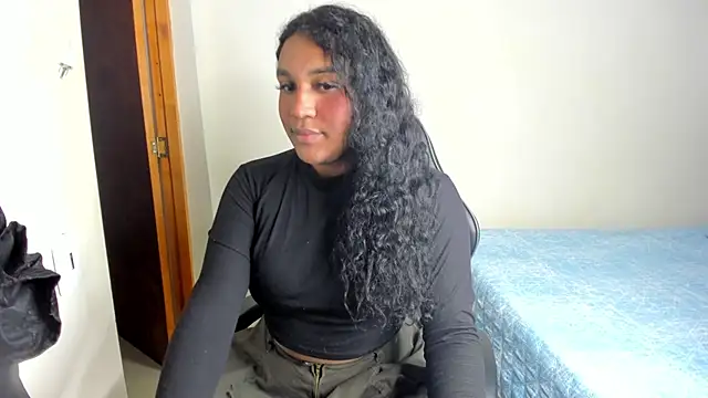 Snapshot of madisonbrunette chatting on 01-30-25, 03:33 madisonbrunette online show from 01-30-25, 03:33