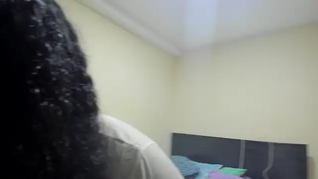 Snapshot of madisonbrunette chatting on 02-26-25, 09:05 madisonbrunette online show from 02-26-25, 09:05