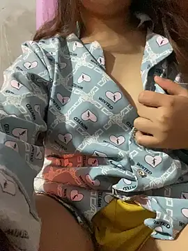 Snapshot of feng-a chatting on 01-05-25, 08:31 feng-a online show from 01-05-25, 08:31