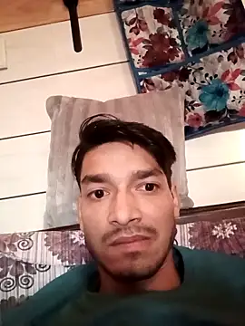 Snapshot of Tarun_0026 chatting on 12-22-25, 11:07 Tarun 0026 online show from 12-22-25, 11:07