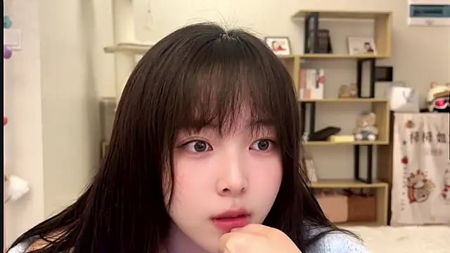 Chenjing0 online show from 10-30-25, 01:01