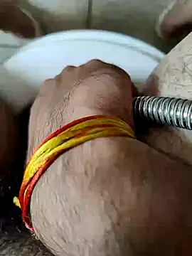 Snapshot of dreamers_dick chatting on 03-08-25, 05:59 dreamers dick online show from 03-08-25, 05:59