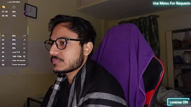 Snapshot of fuckkboy101 chatting on 12-21-25, 05:53 fuckkboy101 online show from 12-21-25, 05:53