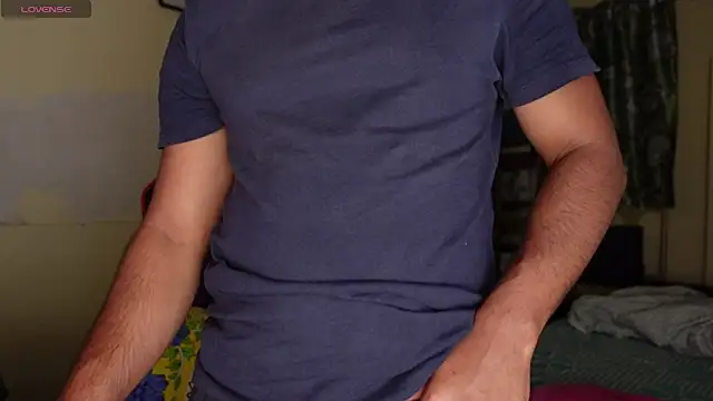 Snapshot of fuckkboy101 chatting on 02-21-26, 02:40 fuckkboy101 online show from 02-21-26, 02:40